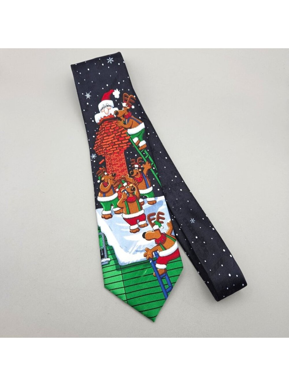 Yule Tie Greetings Hallmark Christmas Novelty Tie With Santa Reindeer Polyester